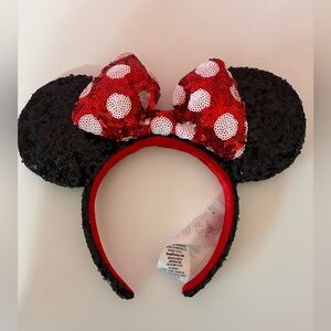 Disney World Minnie Mouse Sequin Ears